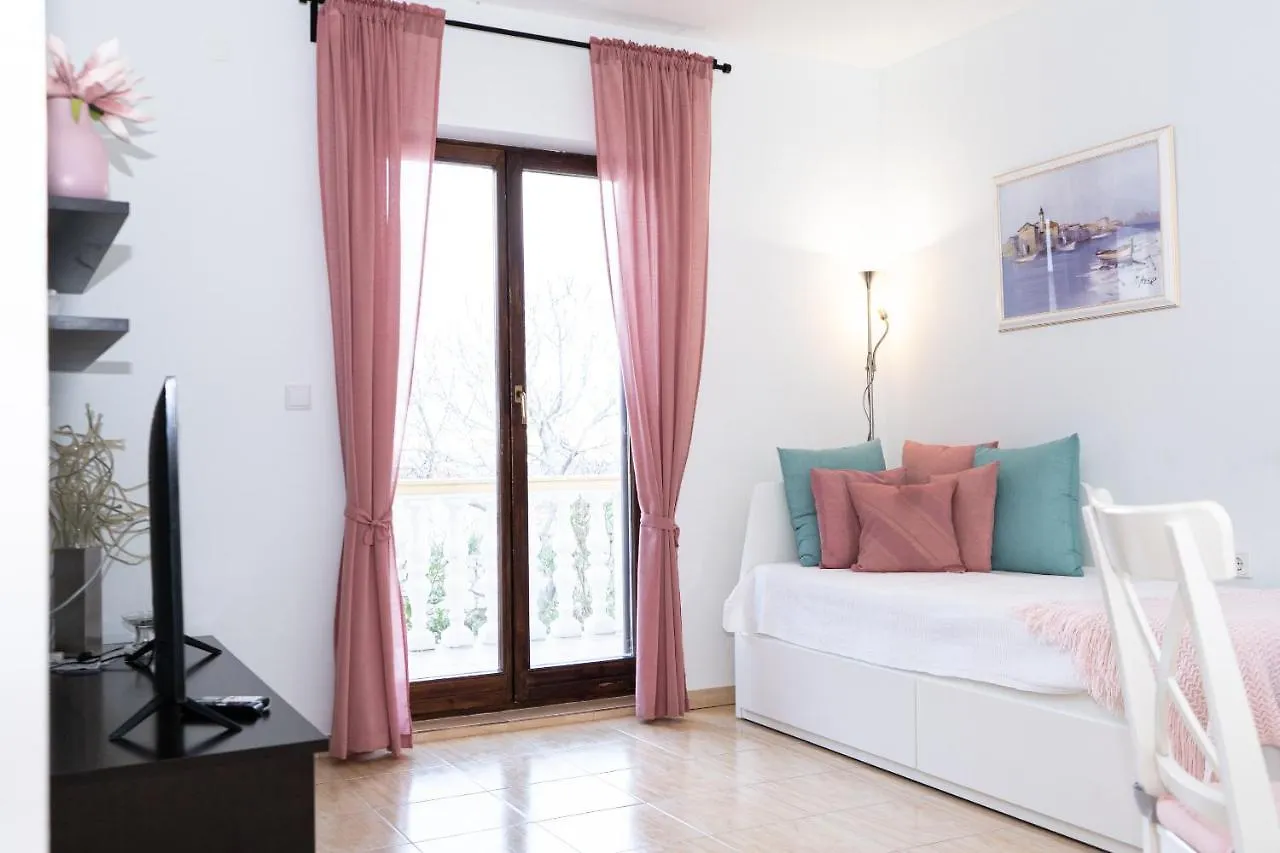 Villa Pag Dubrava Relax With Pool Bosana