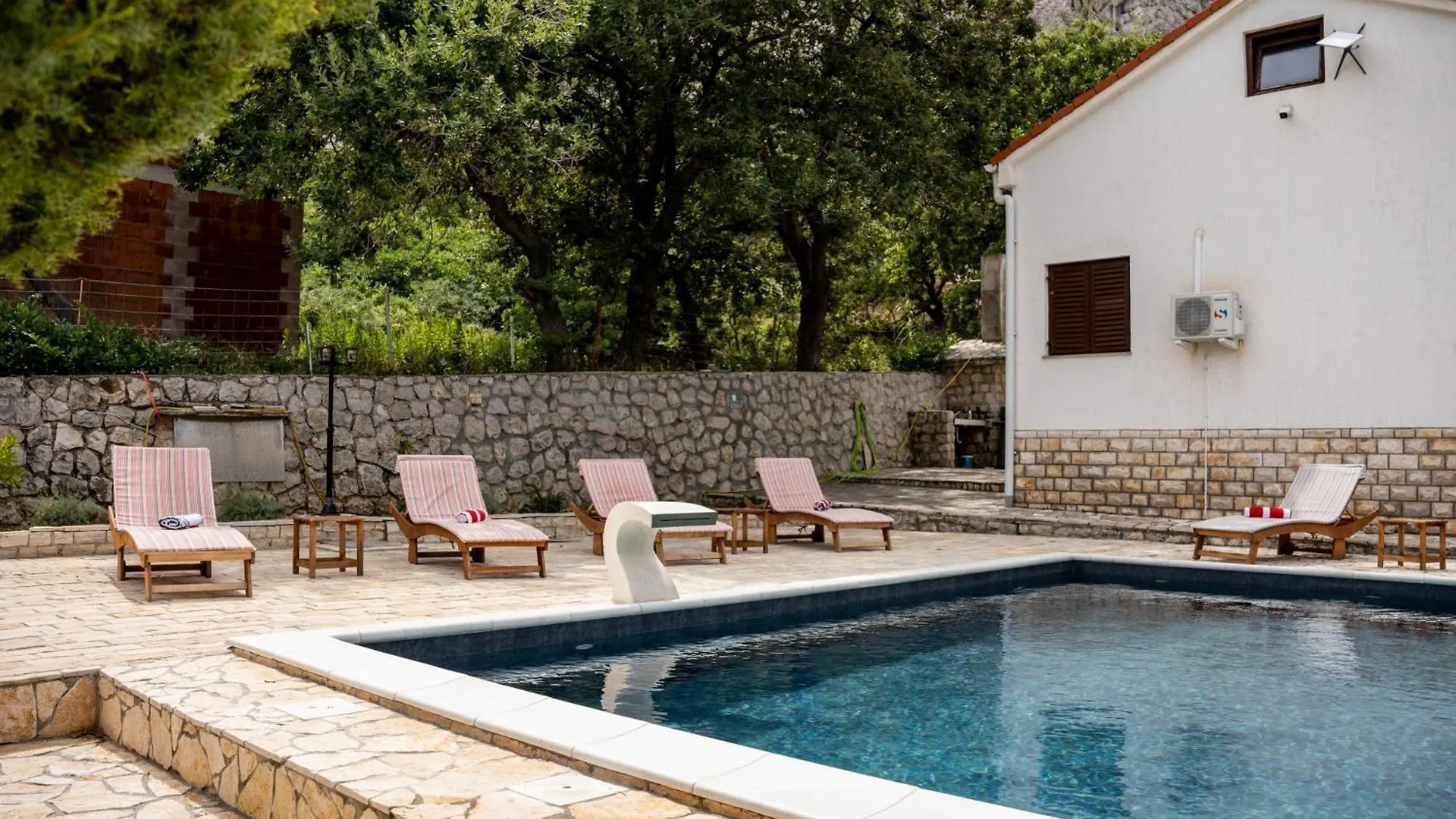 Holiday home Villa Pag Dubrava Relax With Pool Bosana