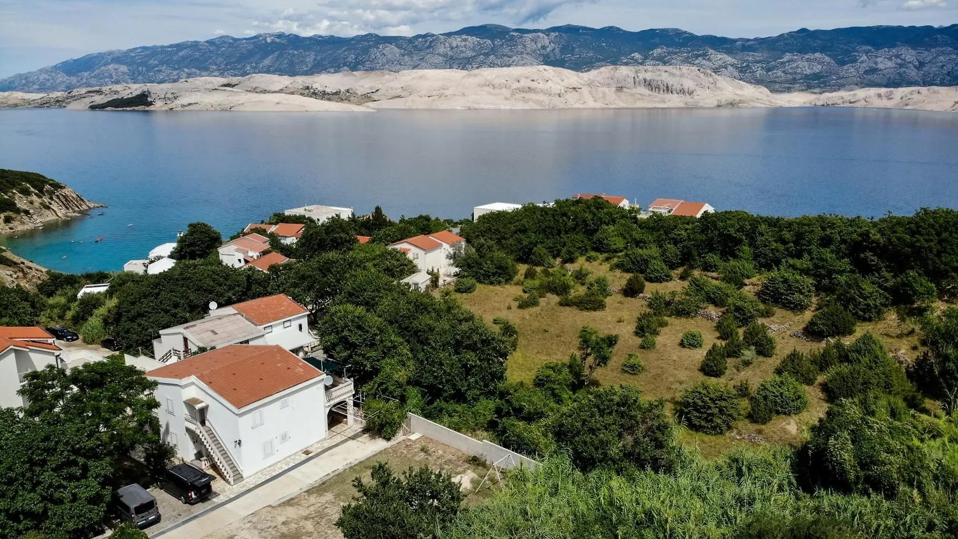 Villa Pag Dubrava Relax With Pool Bosana